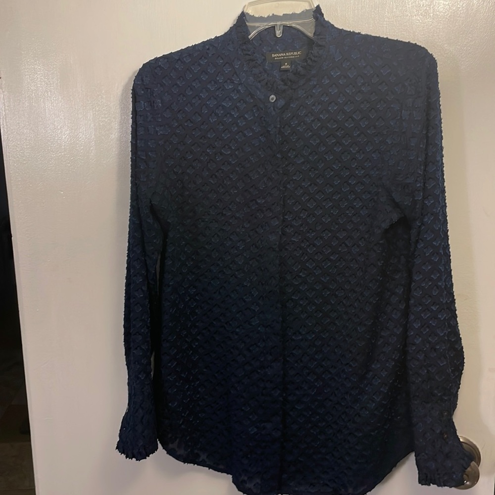 Banana Republic Dillon classic fit button-down long sleeve size small